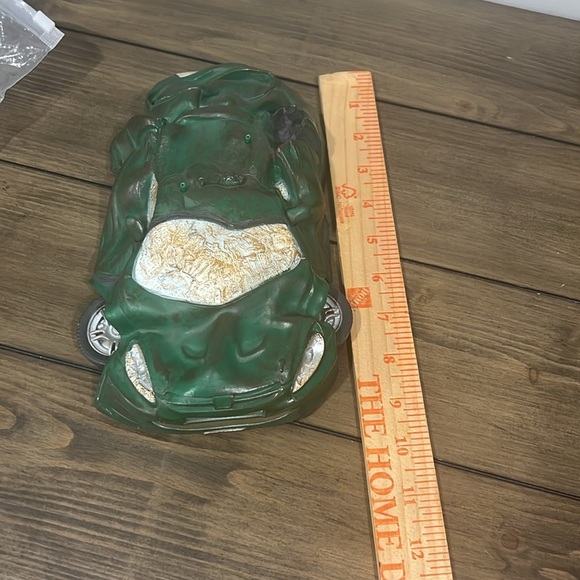 Incredible Hulk Marvel legends select base smashed car - Picture 6 of 6